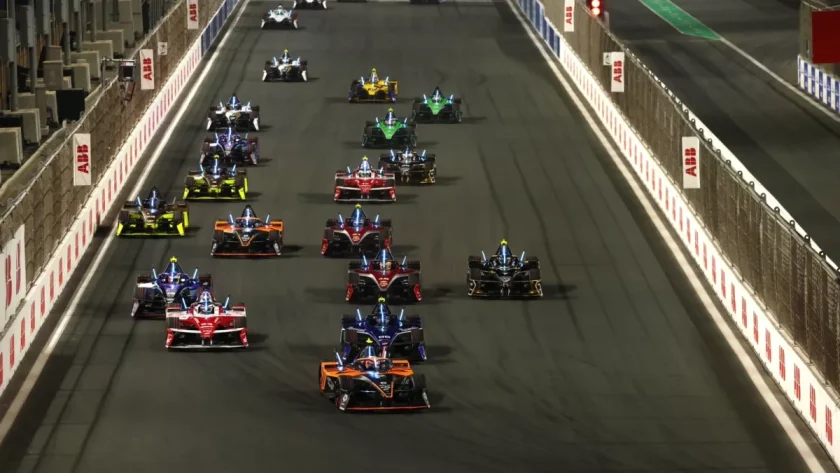 Paddock Rambles: Jeddah debut for Formula E sees chaos amid its British revolution