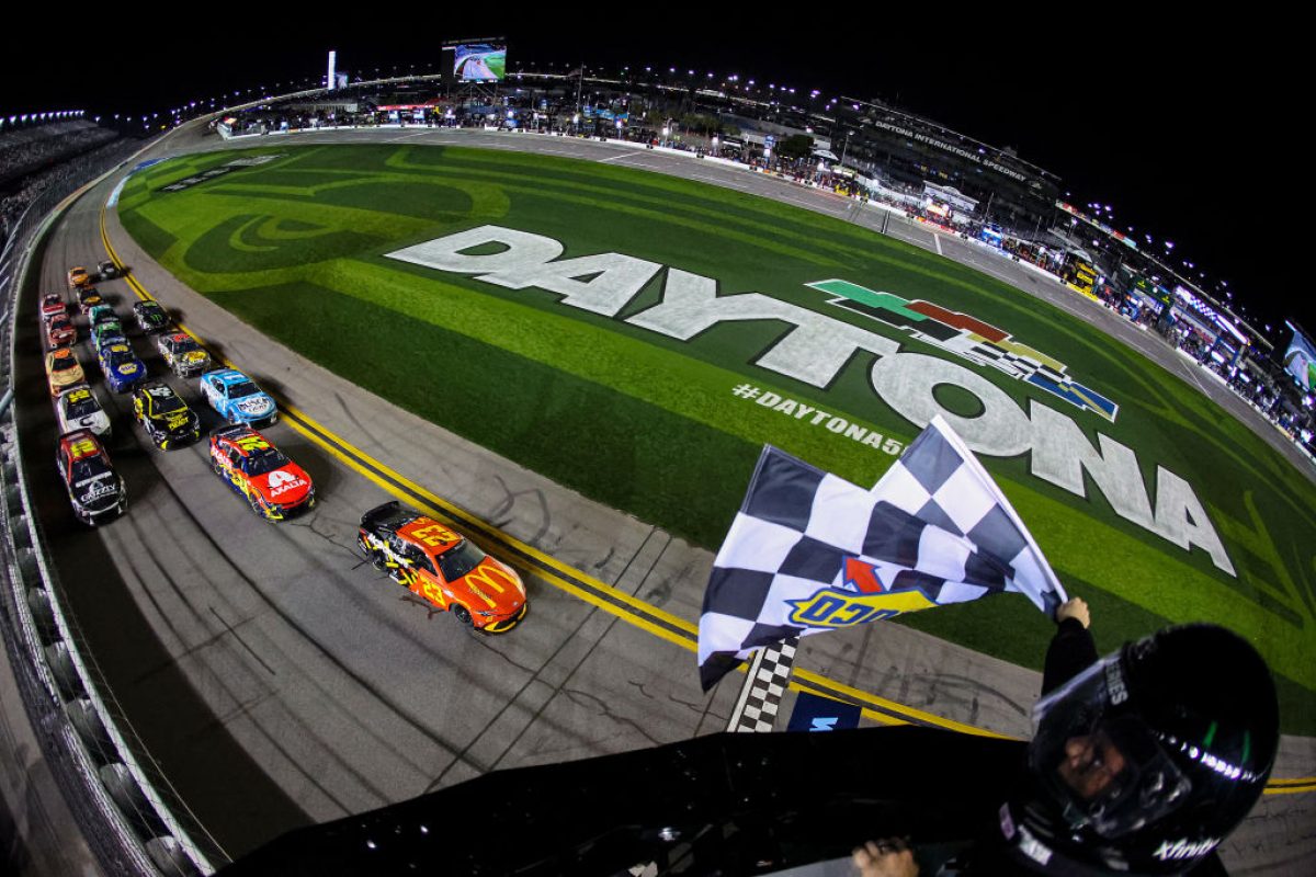 Thrills and Triumphs at Daytona: Wallace and Cindric Dominate Duels, Allgaier Secures JRM Chevy in the 500