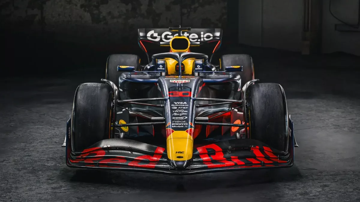 Red Bull with unchanged livery for Max Verstappen title defence