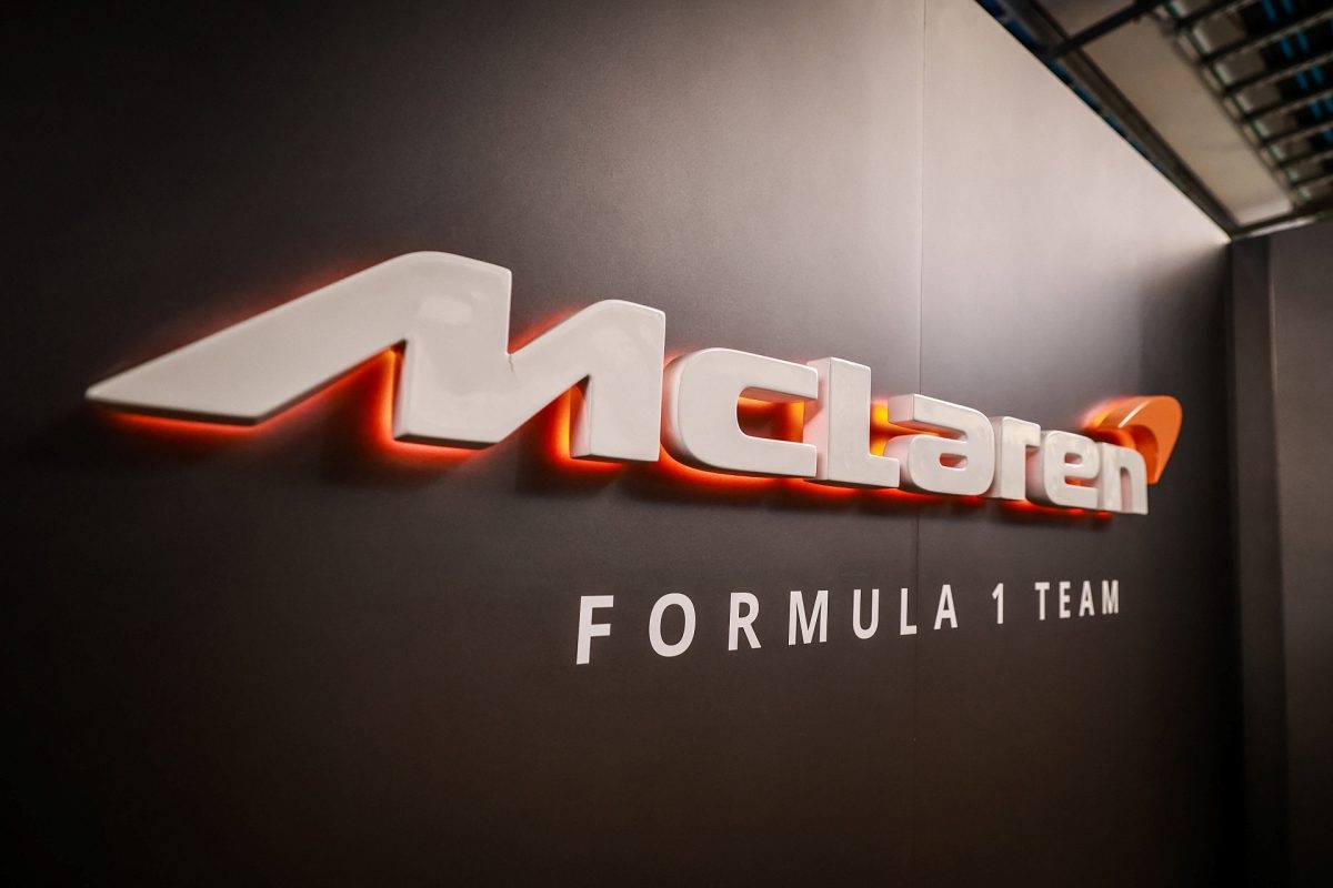 McLaren F1 team AXE driver in shock decision