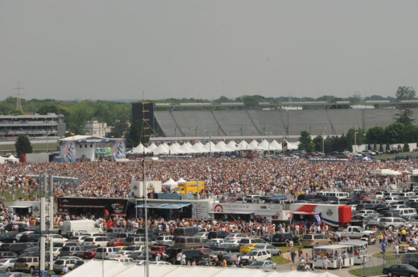 Bret Michaels and The All-American Rejects Rock Indianapolis at Carb Day Concert!