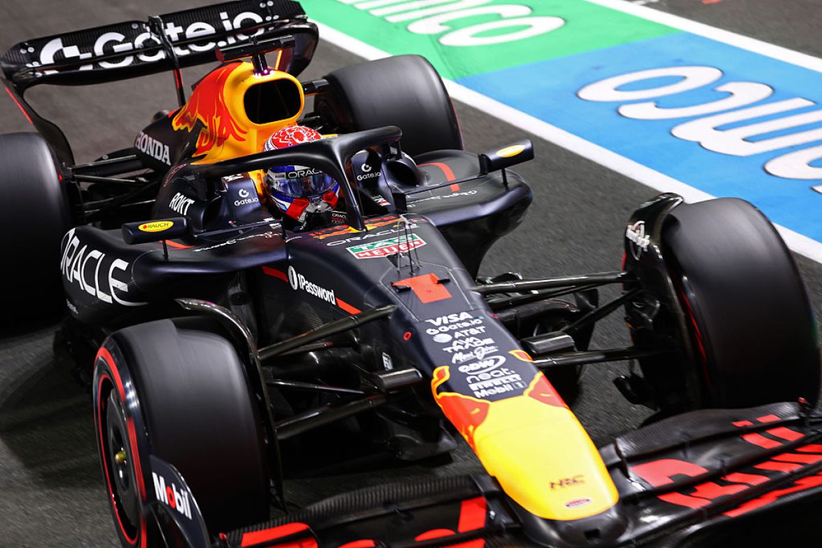 Verstappen Reigns Supreme: Securing Pole in Dramatic Saudi Arabian GP Qualifying