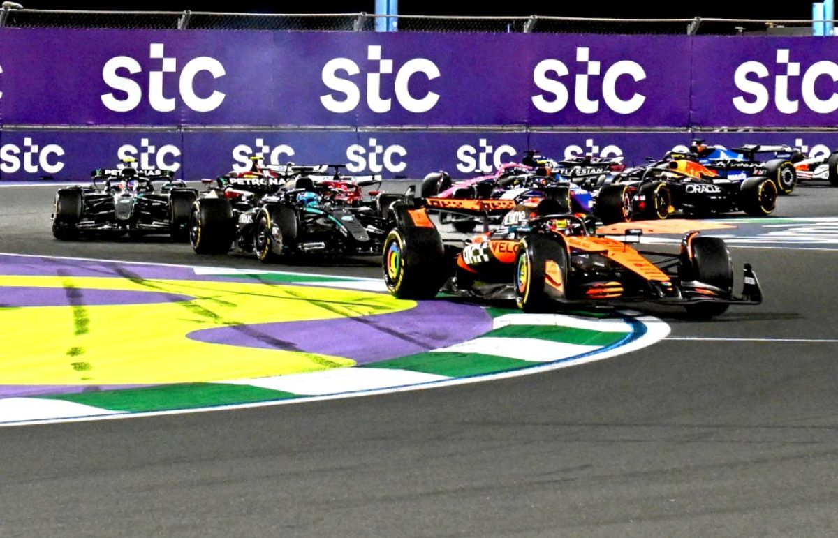 Piastri Triumphs Over Verstappen in High-Stakes Saudi Arabian Racing Battle