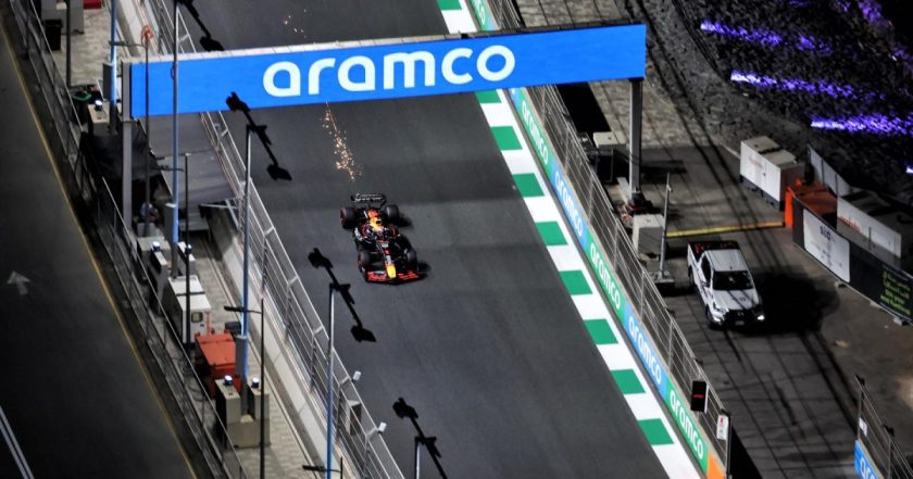 LIVE: Reaction as Piastri wins from penalised Verstappen in Jeddah