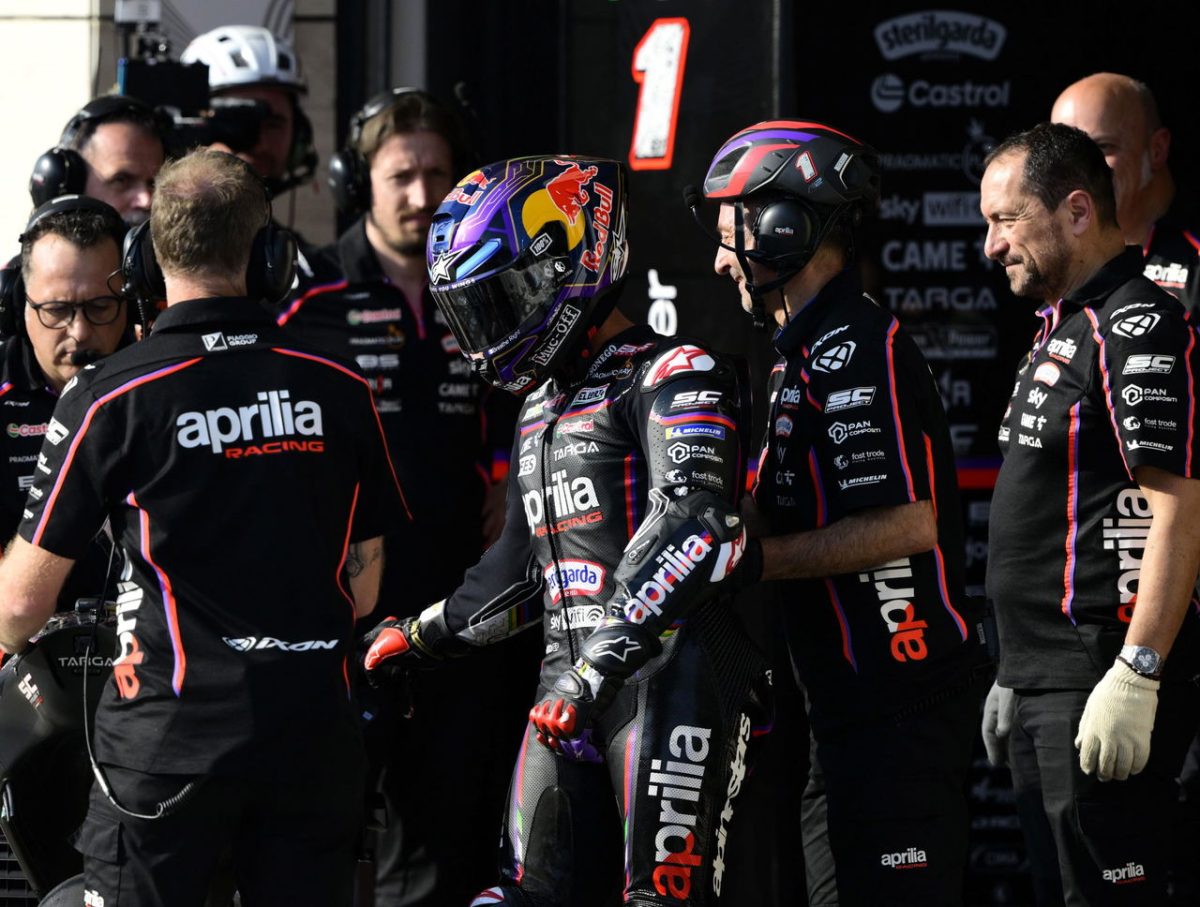 12 times MotoGP riders left contracts early