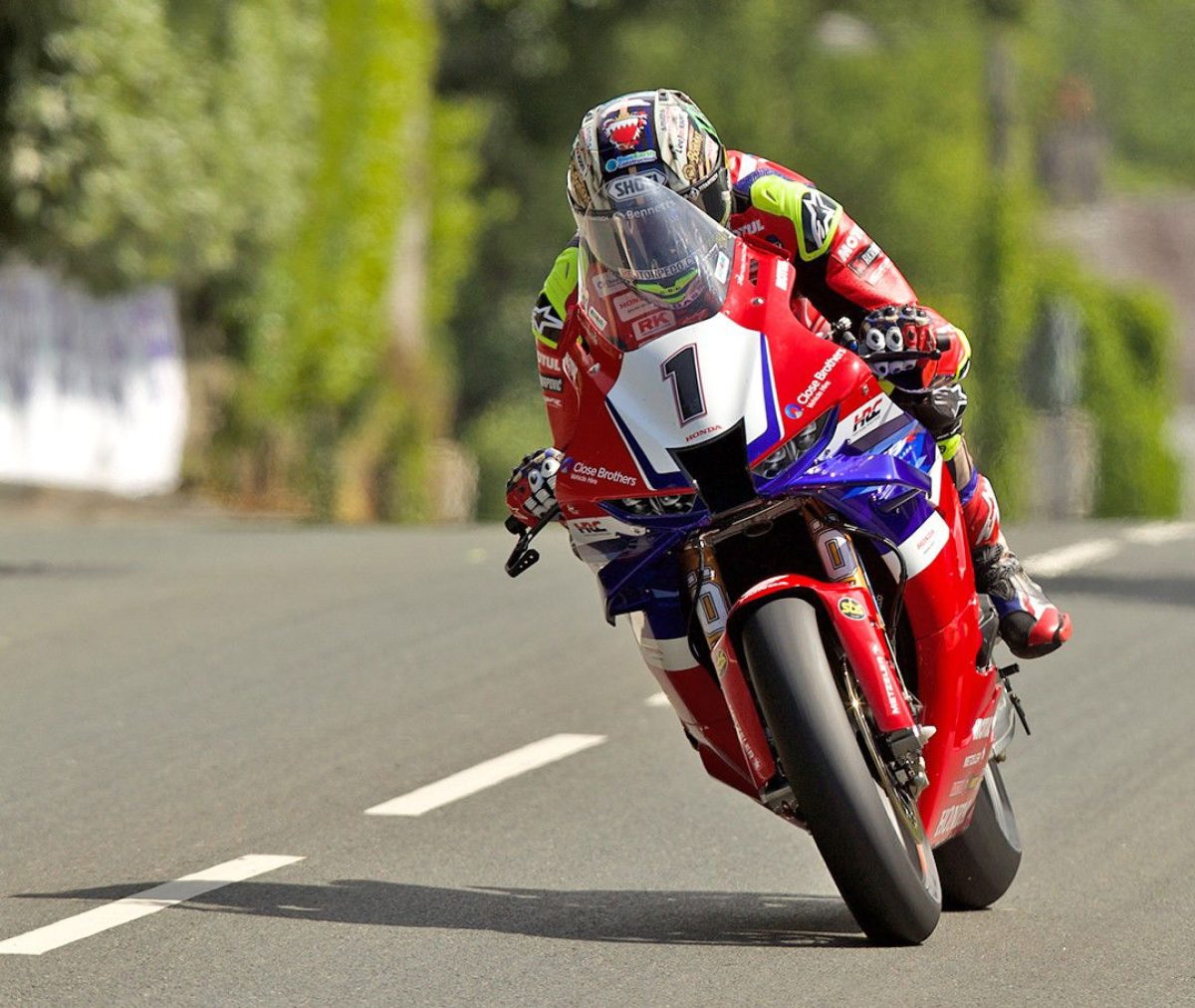Thunderous Storm Halts Isle of Man TT Monday Practice