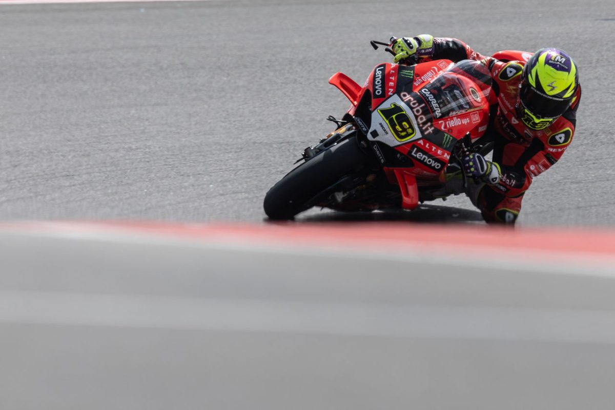 Alvaro Bautista Revs Up Momentum for Czech WorldSBK Challenge