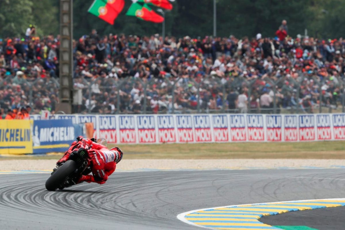 Marquez Dominates Le Mans MotoGP Practice with Menacing Speed