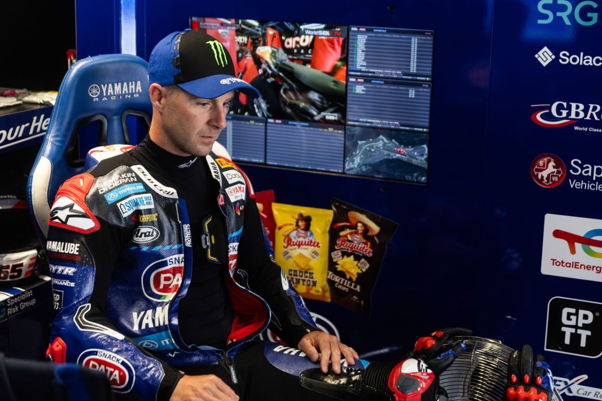 Jonathan Rea “looking around” - and so is a WorldSBK with a coveted bike