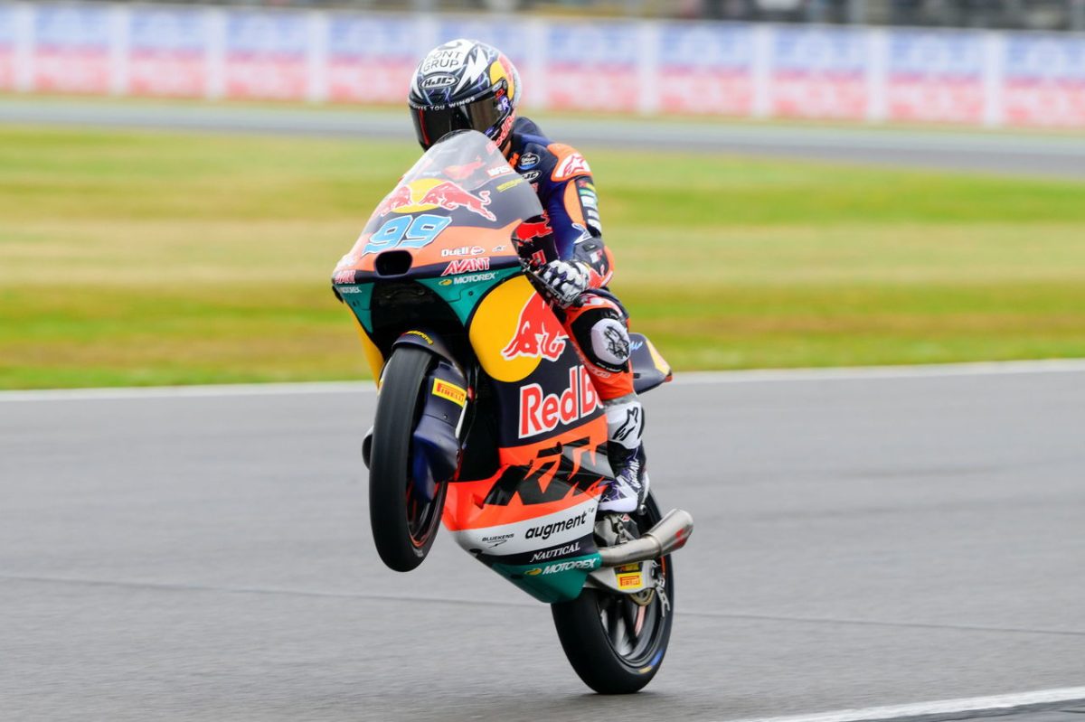 Revving Up for Victory: Exciting Qualifying Results from the 2025 British Moto3 Race
