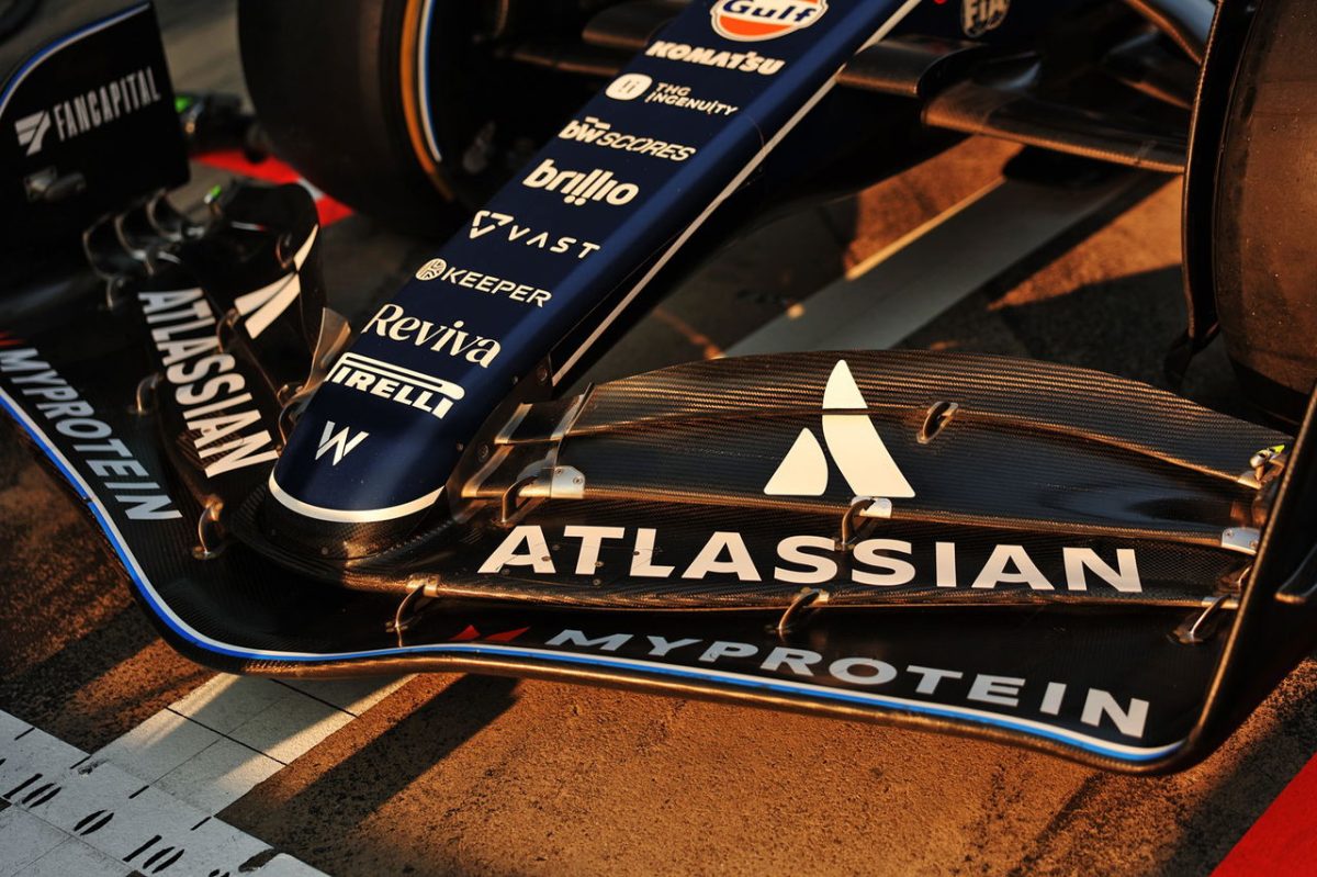 Carlos Sainz: The Voice of Reason amid the F1 Flexi-Wing Controversy