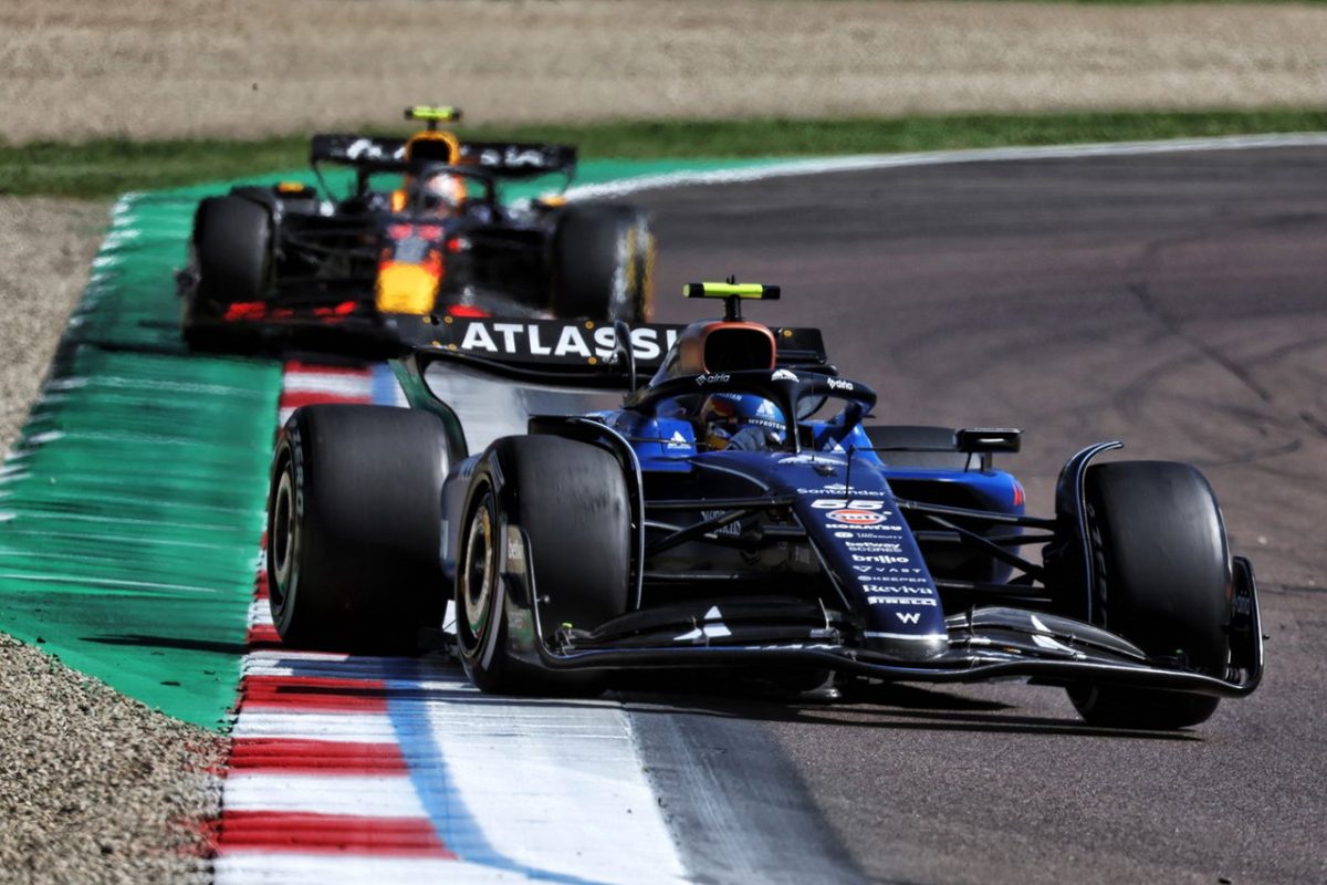 Carlos Sainz Voices Displeasure at Williams' Strategy Despite Strong Finish in P8