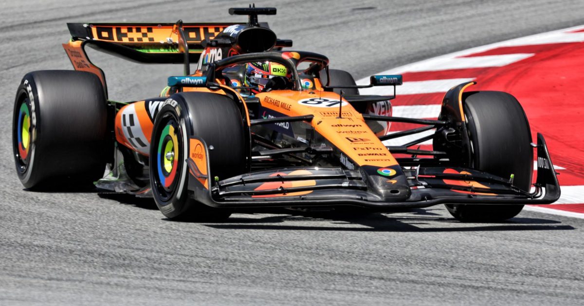 Racing Thrills in Spain: A Dead-Heat Between Verstappen and Norris, Piastri Emerges Victorious