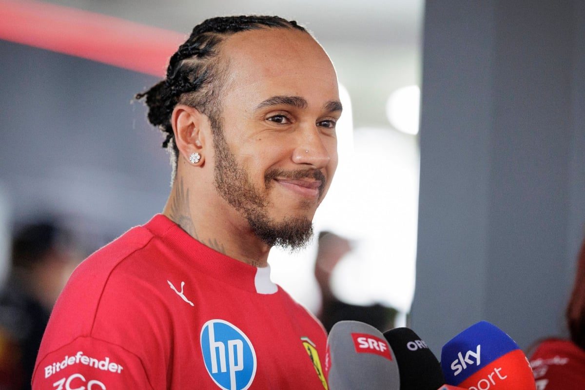 Hamilton's Scorn: Mercedes F1 Star Mocks Replacement Driver Amidst High-Stakes Fumble