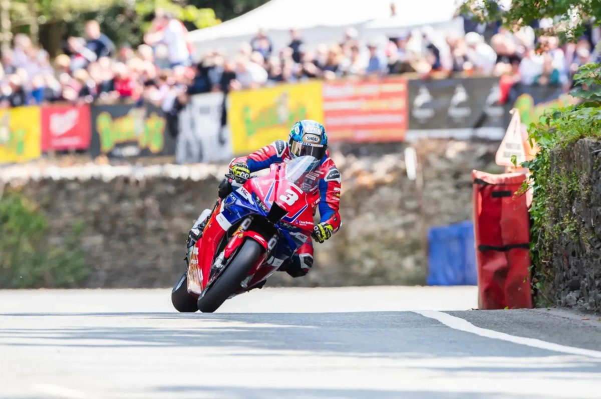 The Ultimate Showdown: Elite TT Champions Headline 2025 Southern 100 Race Lineup