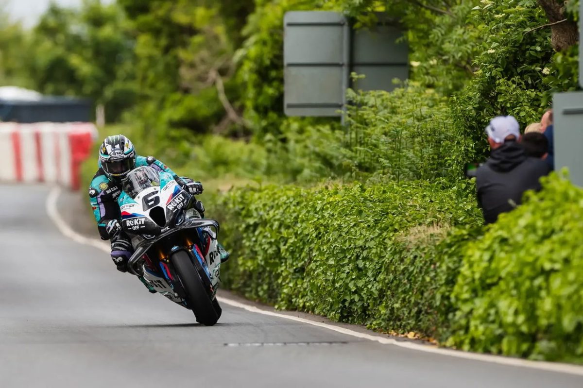 Speed, Setbacks, and Strategy: Michael Dunlop faces adversity at Superbike TT