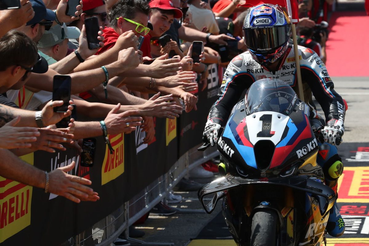 Toprak Razgatlioglu overcomes challenges to claim crucial victory in Emilia-Romagna WorldSBK Race 1