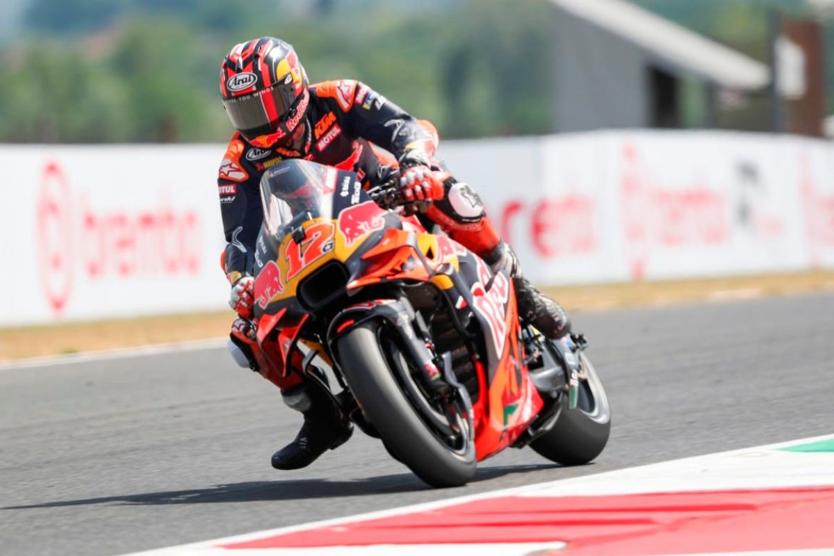 Vinales Dominates Mugello Practice as Quartararo Faces Shoulder Drama