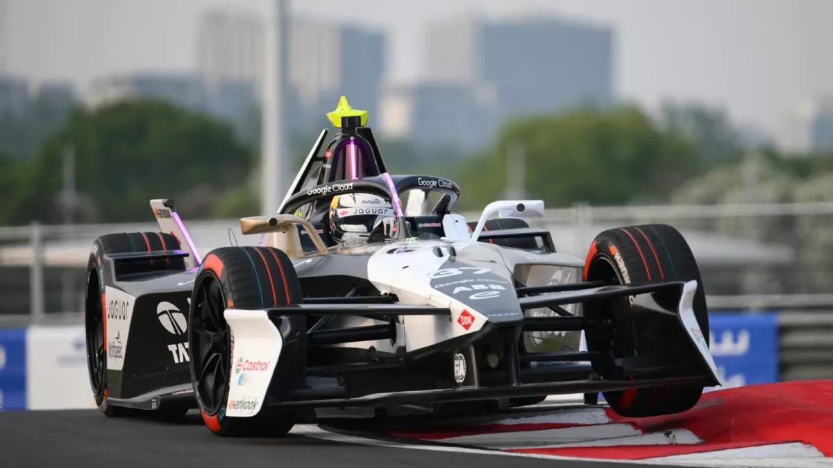 Thunder in Shanghai: Nick Cassidy Reigns Supreme in Formula E Deluge