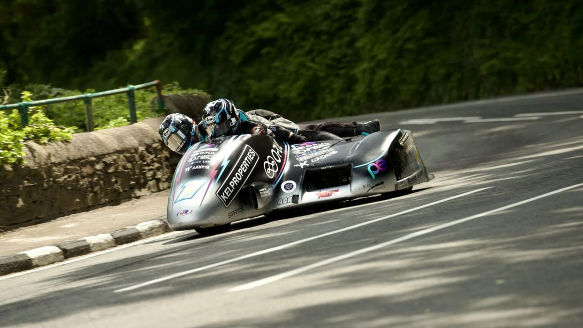 Dynamic Duo Dominate: Crowe Brothers Triumph in Isle of Man TT Sidecar Race 2