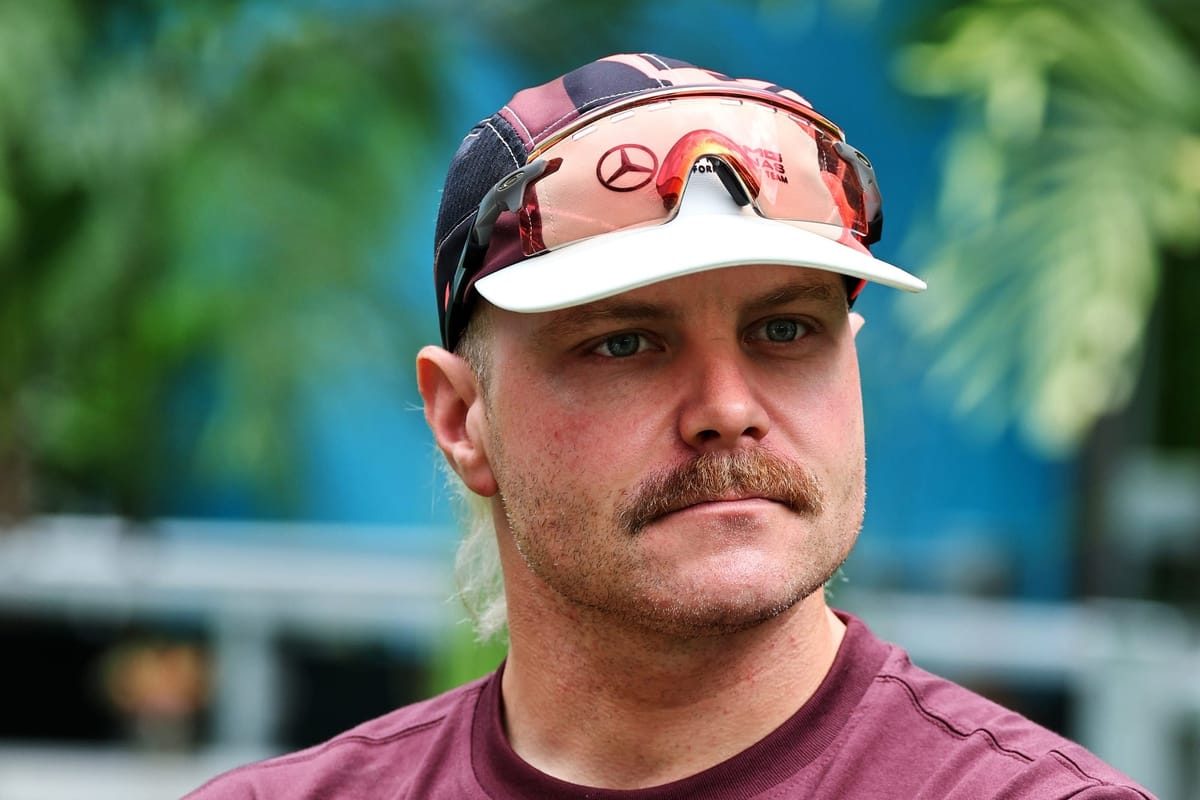 Bottas in frame for shock Alpine move