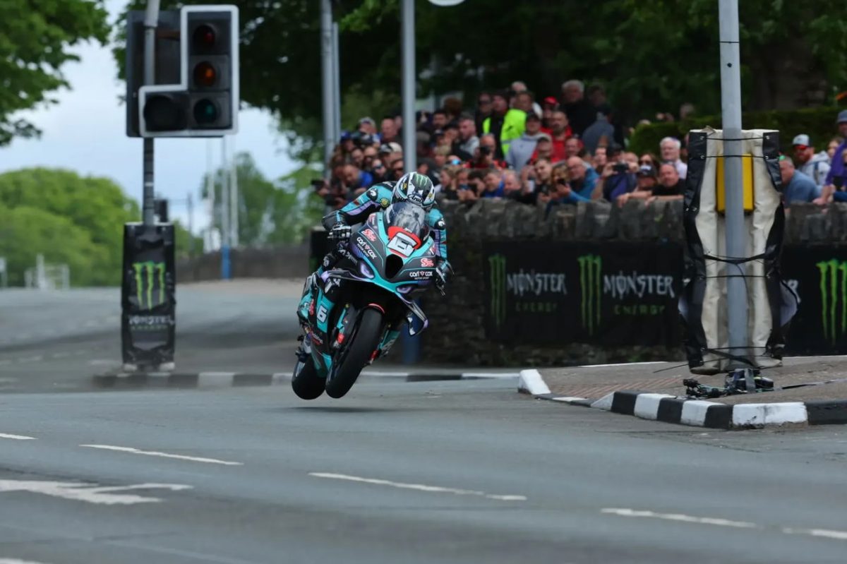 Michael Dunlop explains ‘painful’ Isle of Man TT Superstock woes