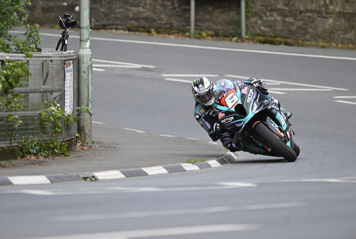 Michael Dunlop's Triumphant Return to Racing: Conquering Tandragee 100