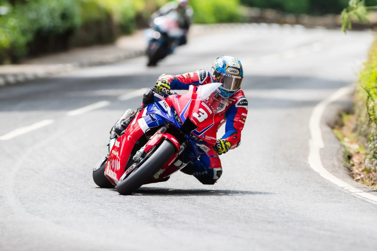 Dean Harrison Dominates Isle of Man TT Superstock Race with Spectacular Performance