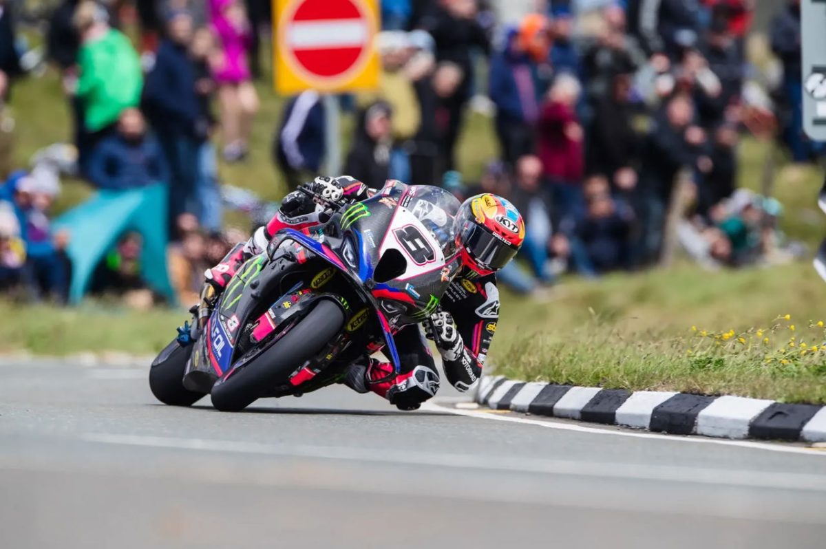 Thrilling Showdown: Davey Todd Emerges Victorious over Michael Dunlop in 2025 Isle of Man TT Superbike Race