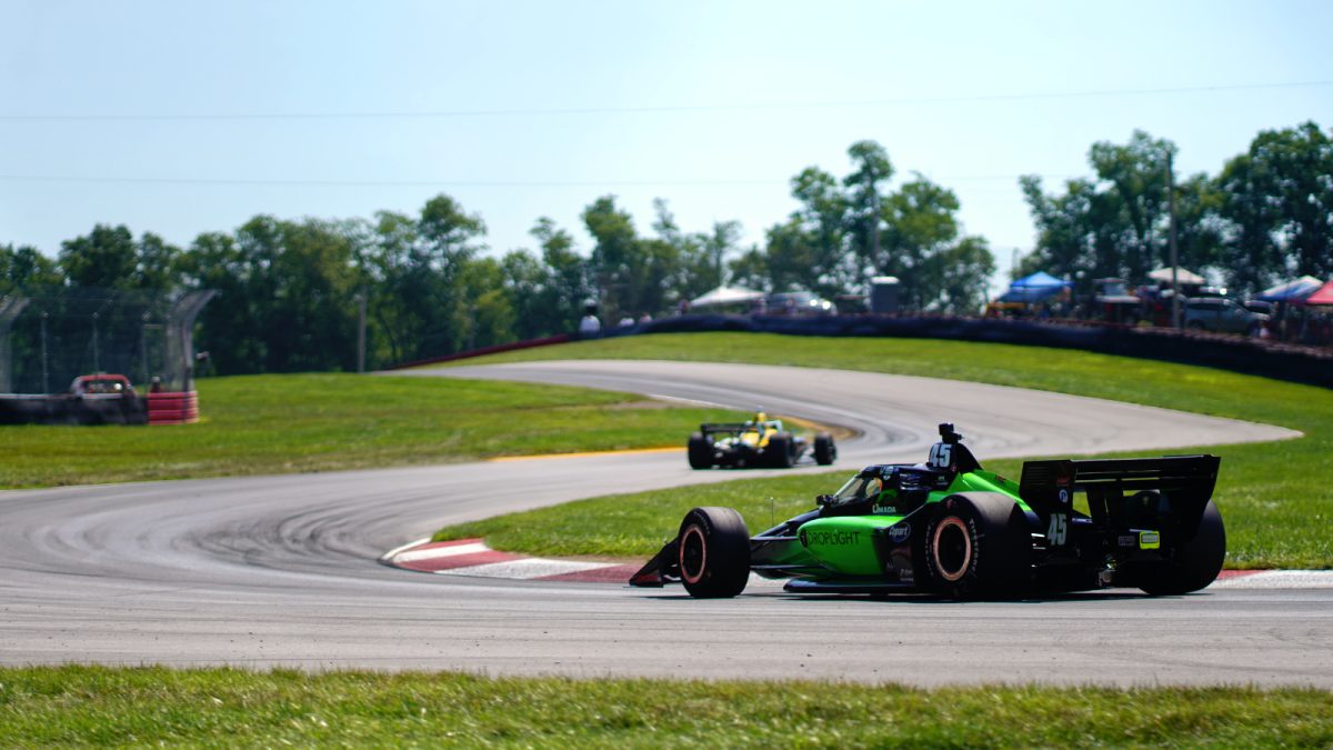 Racing to Victory: IndyCar Qualifying at Mid-Ohio Unveils Top Contenders