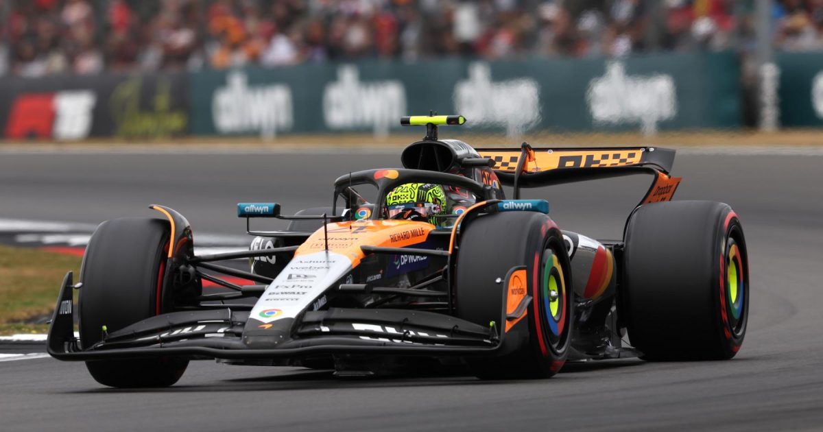 Lando Norris handed 'self-damaging' warning in Oscar Piastri battle