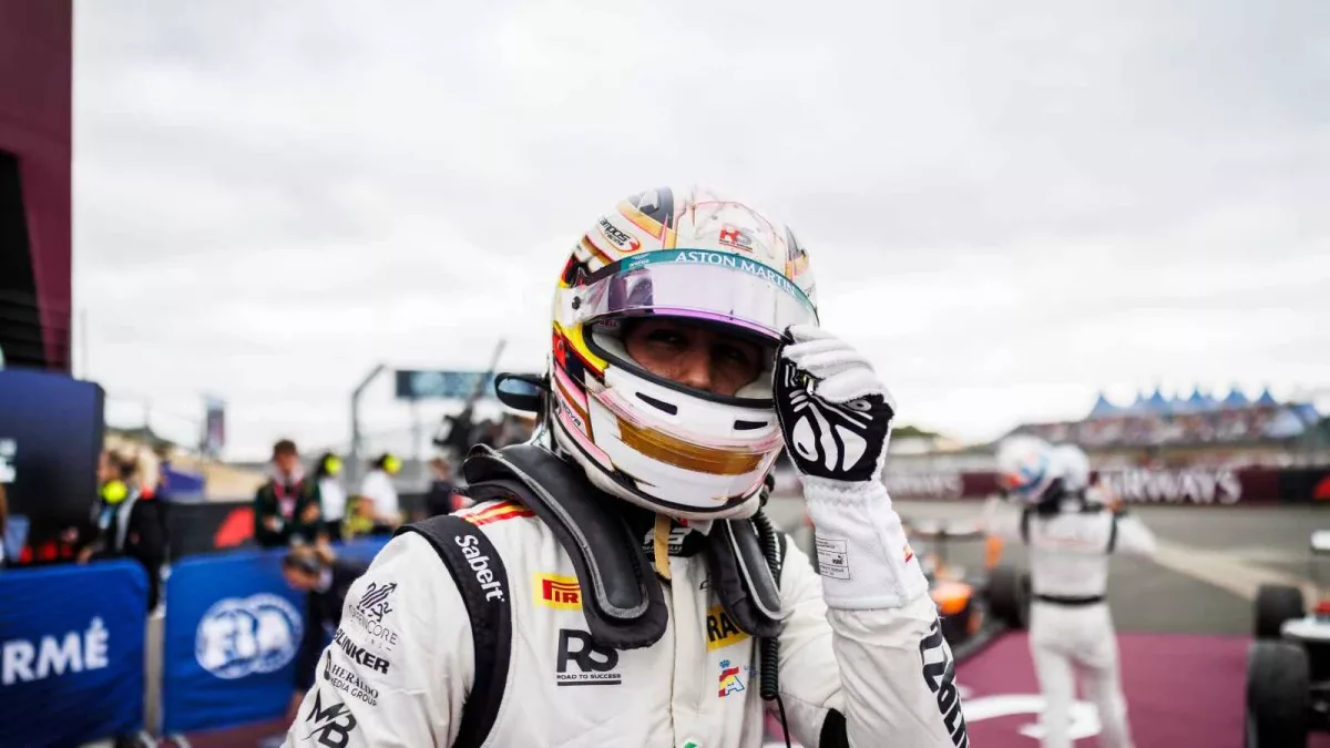 Racing through the Storm: Mari Boya's Victory at Silverstone F3