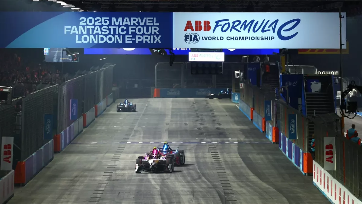 Jaguar's Farewell: Nick Cassidy Dominates London E-Prix with Spectacular Win