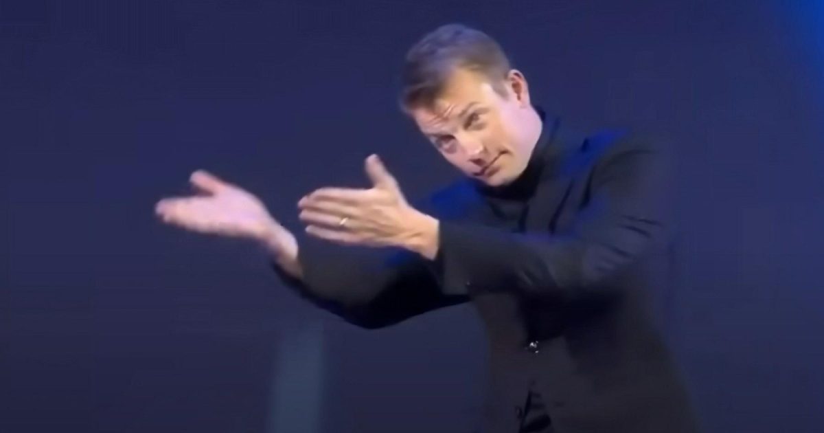 Toto Wolff reveals 'embarrassing story' when he punched Kimi Raikkonen