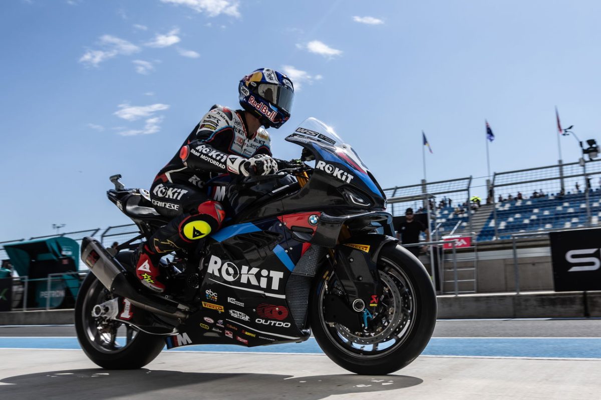 Razgatlioglu Dominates Qualifying at Hungarian WorldSBK, Sets Sights on Victory in the Main Event