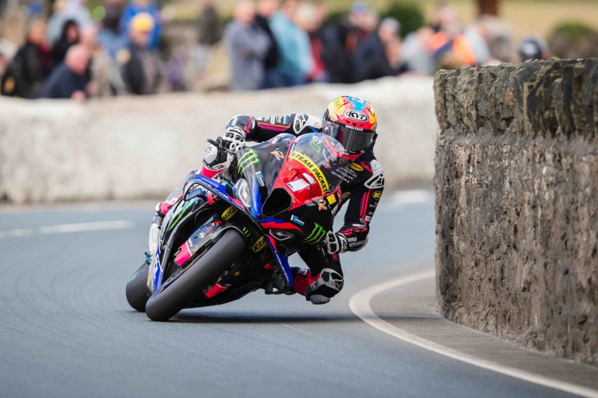 Rain Delays Can't Slow Davey Todd: Dominates Southern 100 Qualifying