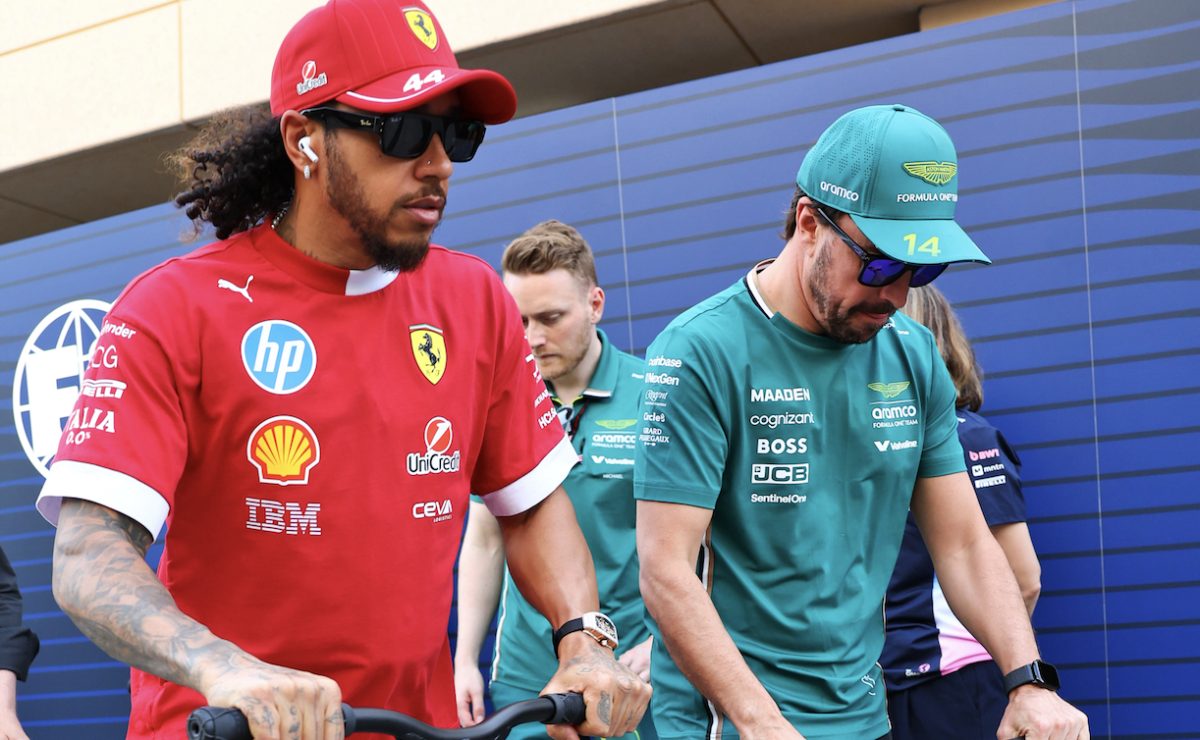Villeneuve's Bold Move: Choosing Alonso over Hamilton in F1 Pits