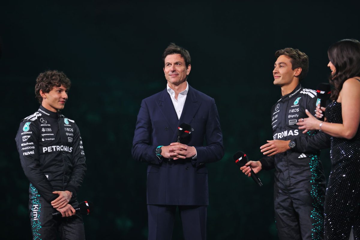 George Russell's Contract Saga: Toto Wolff's Negotiation Tactics Under Fire in Formula 1