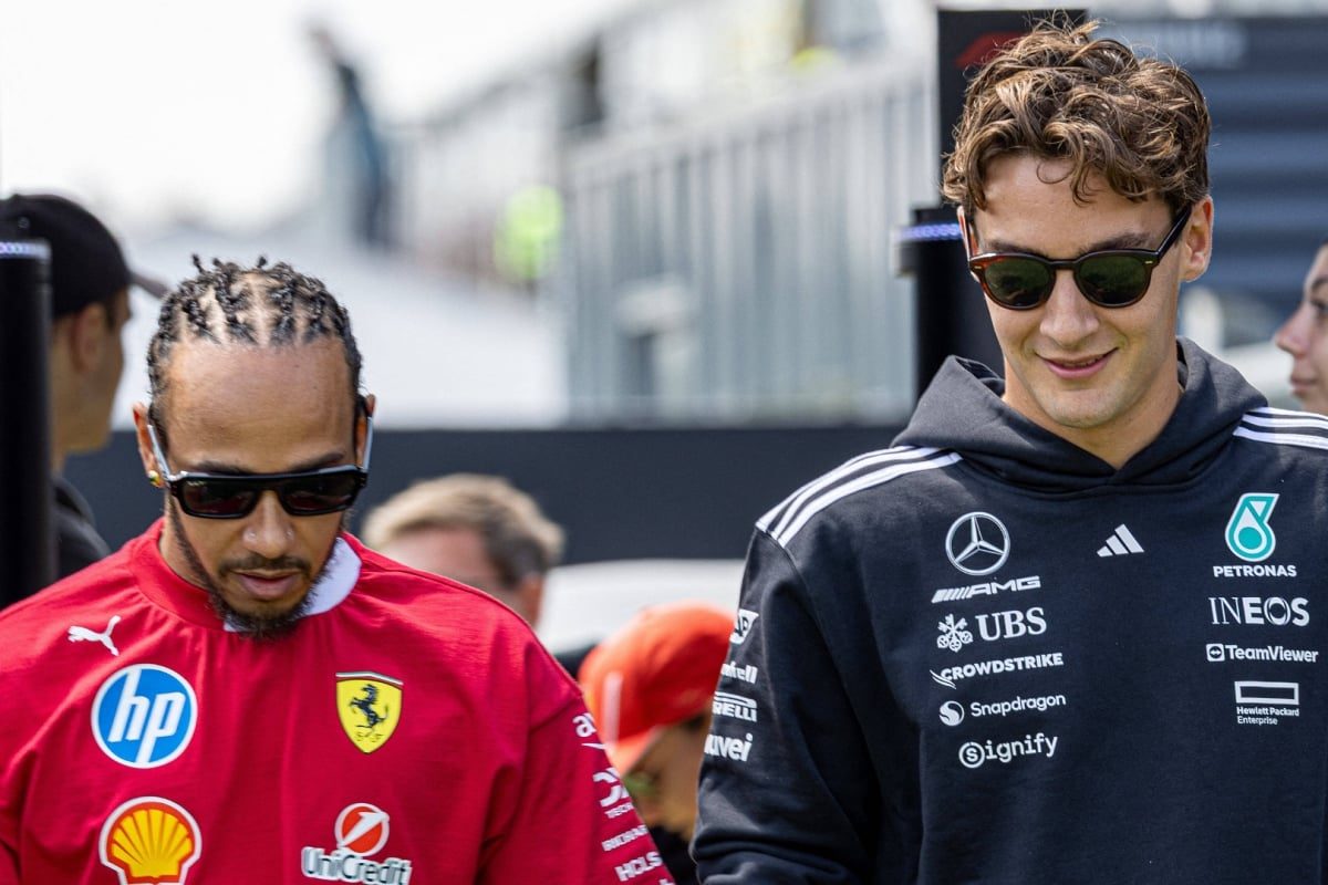 Mirroring Frenzy: Lewis Hamilton's Thunderous Announcement and Mercedes Contract Contortions Sweep F1 Fans into Wild Speculation