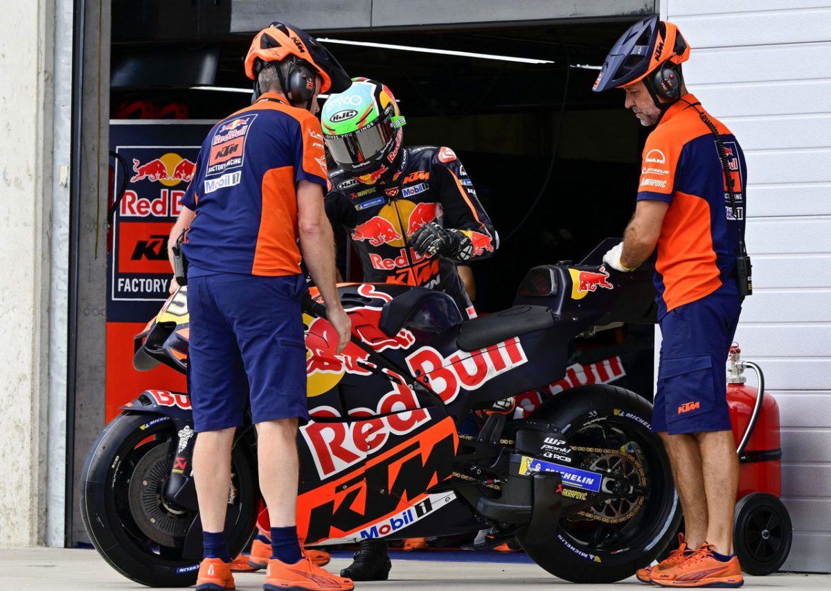 Brad Binder's Epic Sprint Pit Stop Revelation: When Parts Hang in the Balance