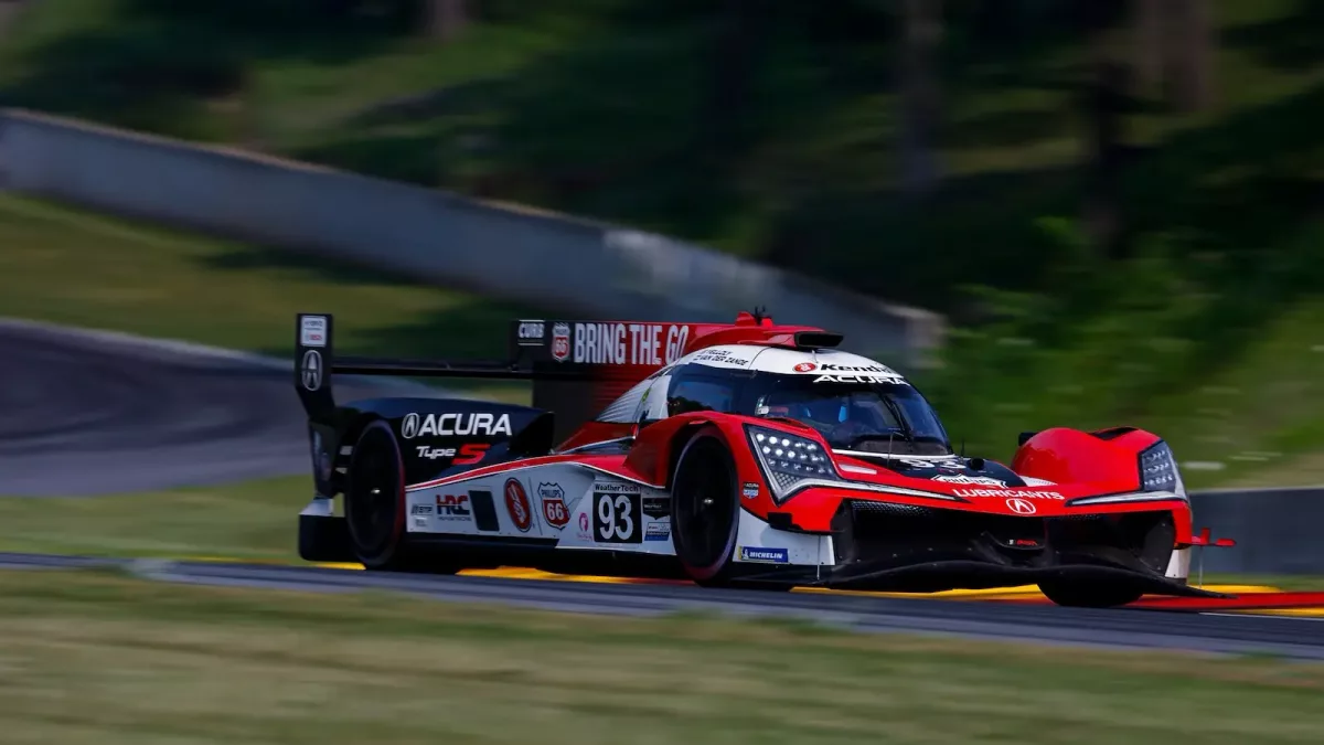Yelloly Roars to Pole Position for MSR Acura at Road America in IMSA Showdown
