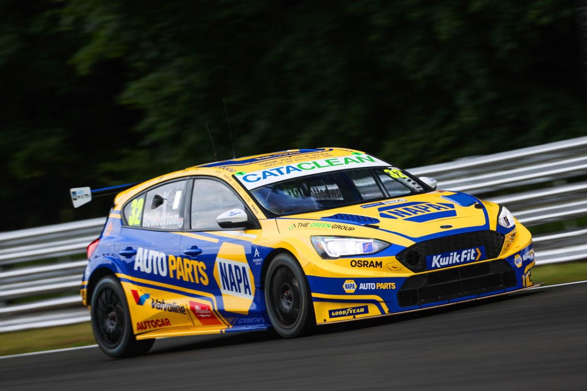 BTCC Croft: Round 17 - Race Results