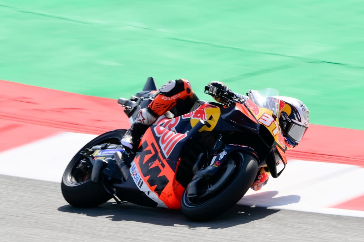 Marquez's Phenomenal Synchronization Eclipsed by Acosta's Potent Push in Catalan GP FP1