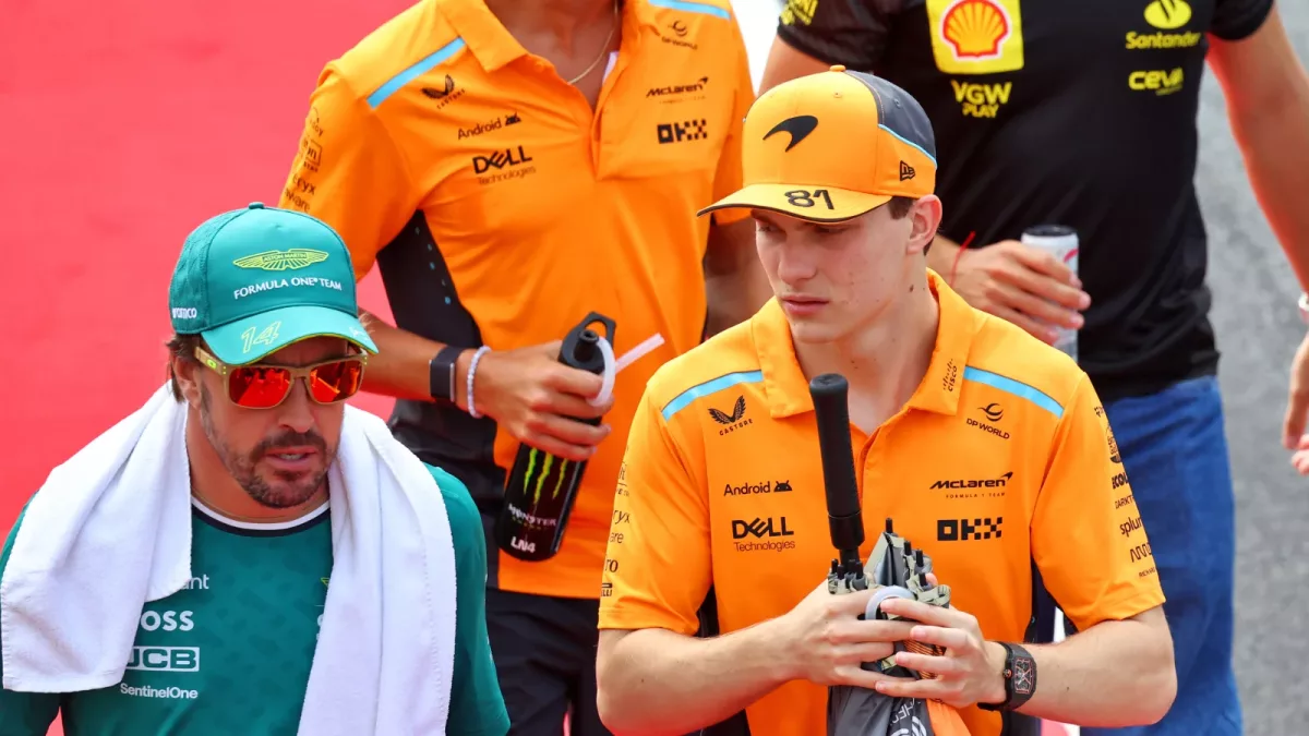 Accelerating Ascension: Fernando Alonso's Influence on Oscar Piastri's F1 Triumph