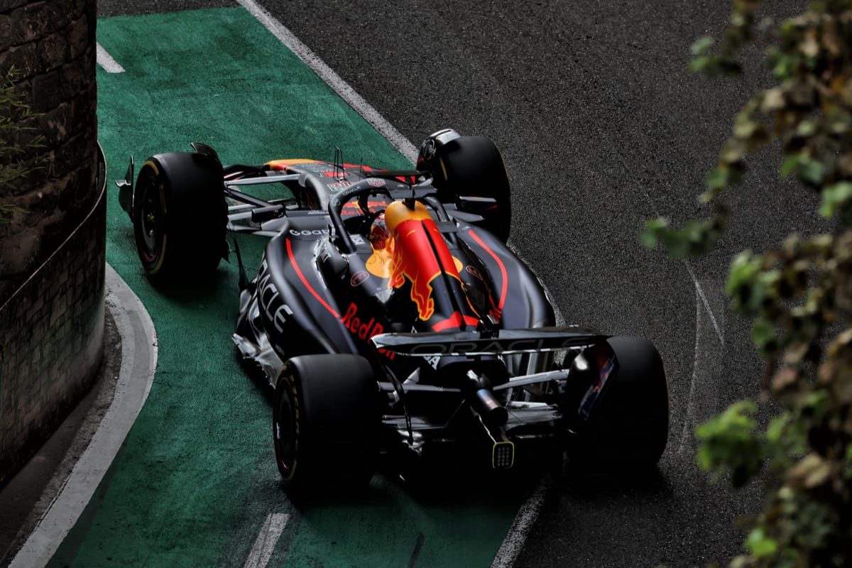 Verstappen Triumphs in Thrilling Baku Battle for Pole Position Amidst Chaos