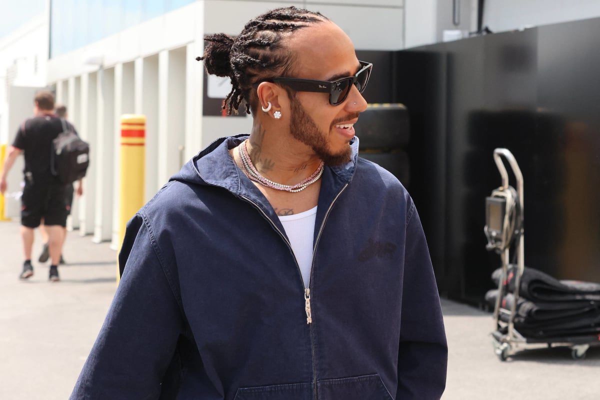 Revving up the Rumors: Lewis Hamilton Sets the Record Straight on Love Life