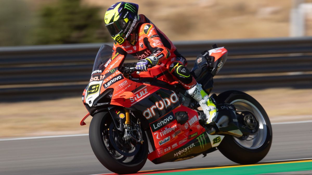 Alvaro Bautista poised for victory at Aragon WorldSBK with one crucial step ahead