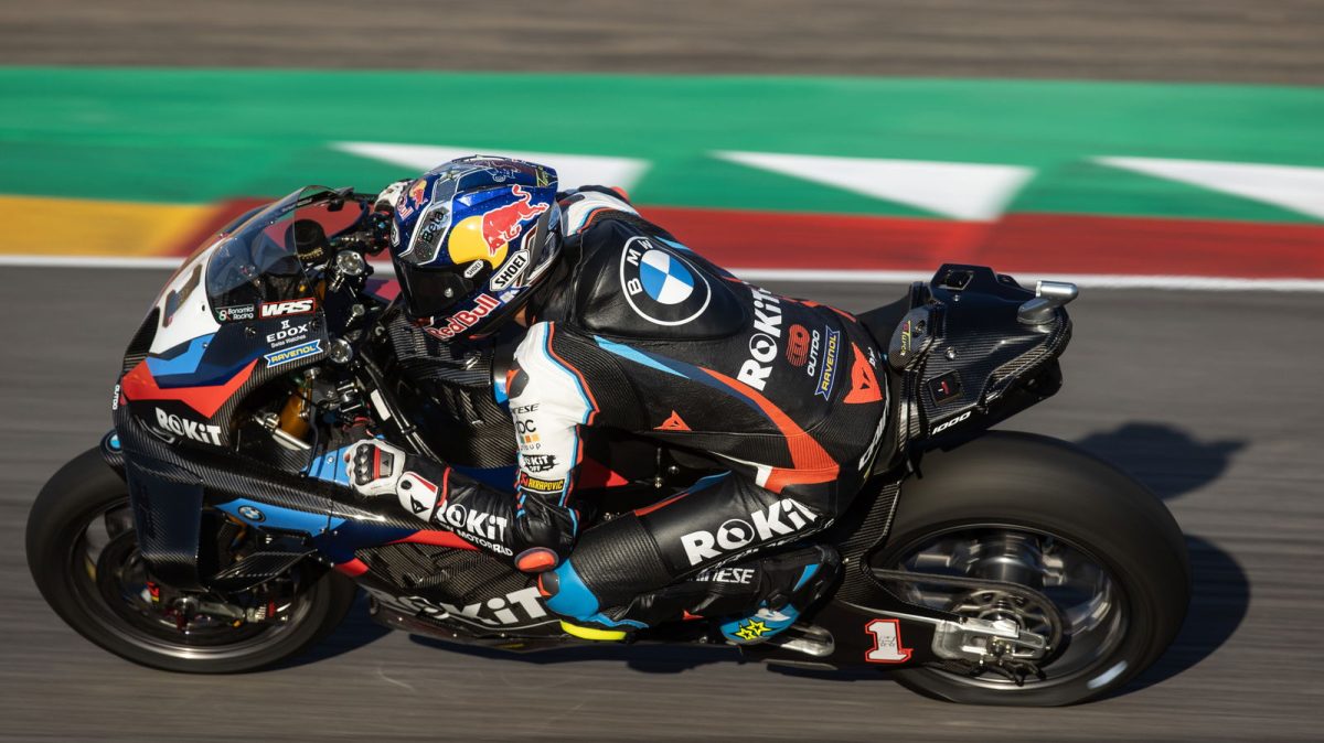 2025 Aragon WorldSBK: Superpole Race LIVE UPDATES