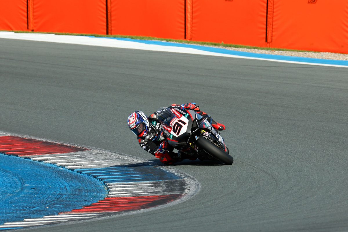 Thrilling Three-Way Showdown: Leon Haslam Shines in Race of a Lifetime at Assen