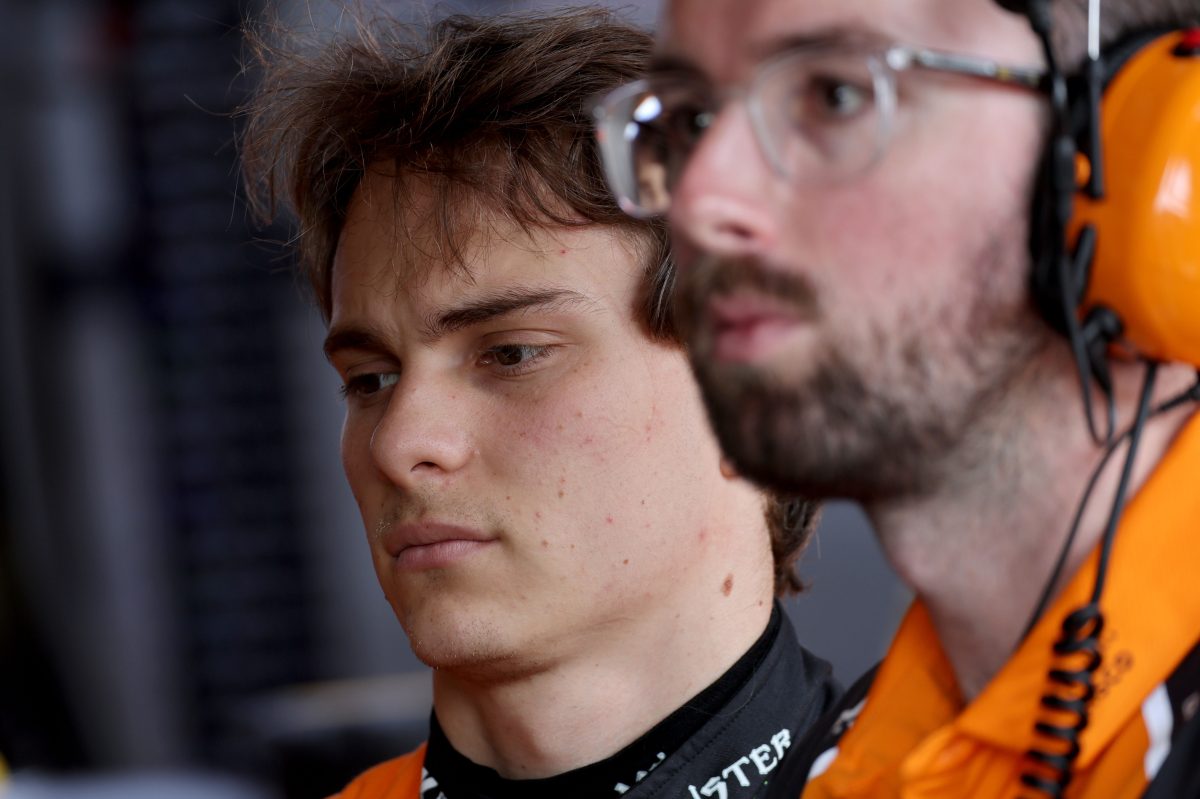 Reviving Legends: McLaren Echoes Michael Schumacher's Legacy in Oscar Piastri's Defence